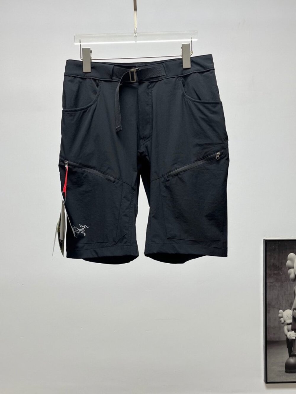 New Brand Arc'teryx Men's Black Shorts